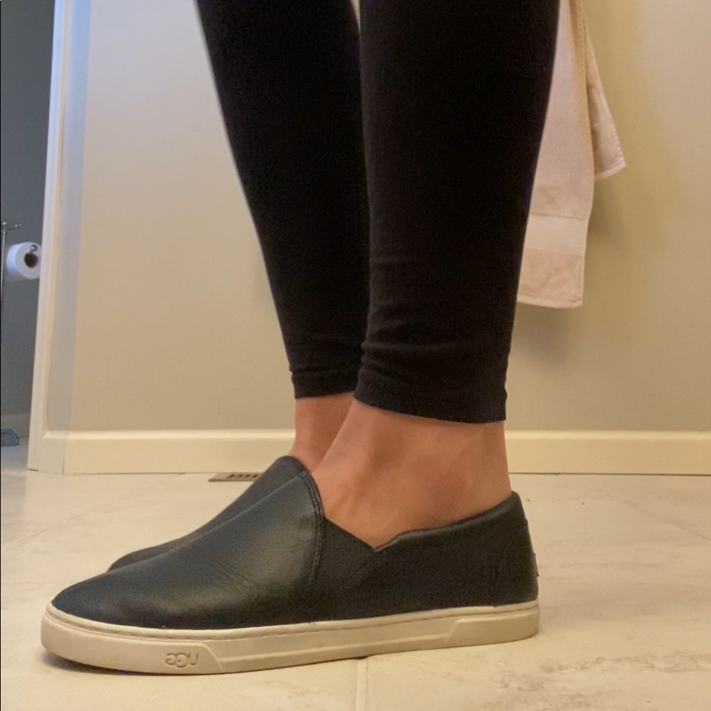 UGG Slip on sneakers